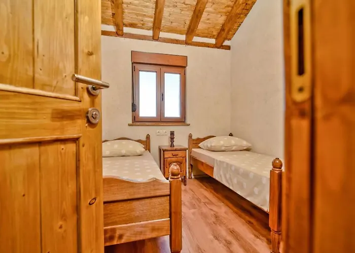 Сasa de vacaciones Anita 2 Mit Pool By Interhome *